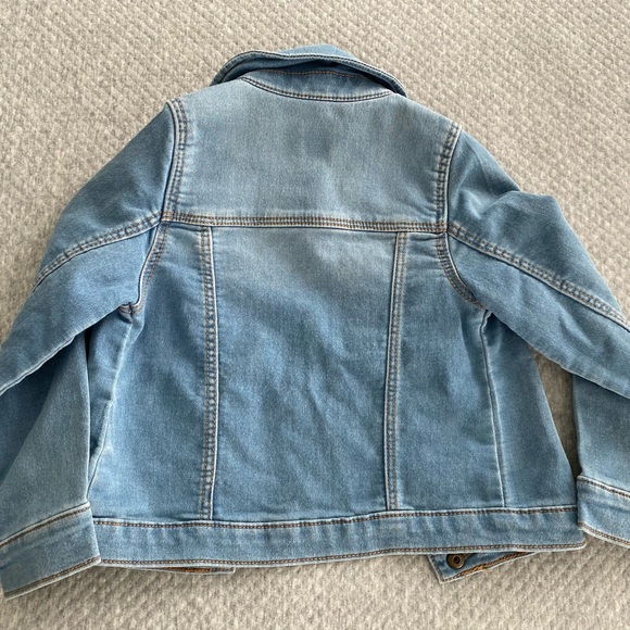 GAP jean jacket kids 5T - Picture 3 of 4
